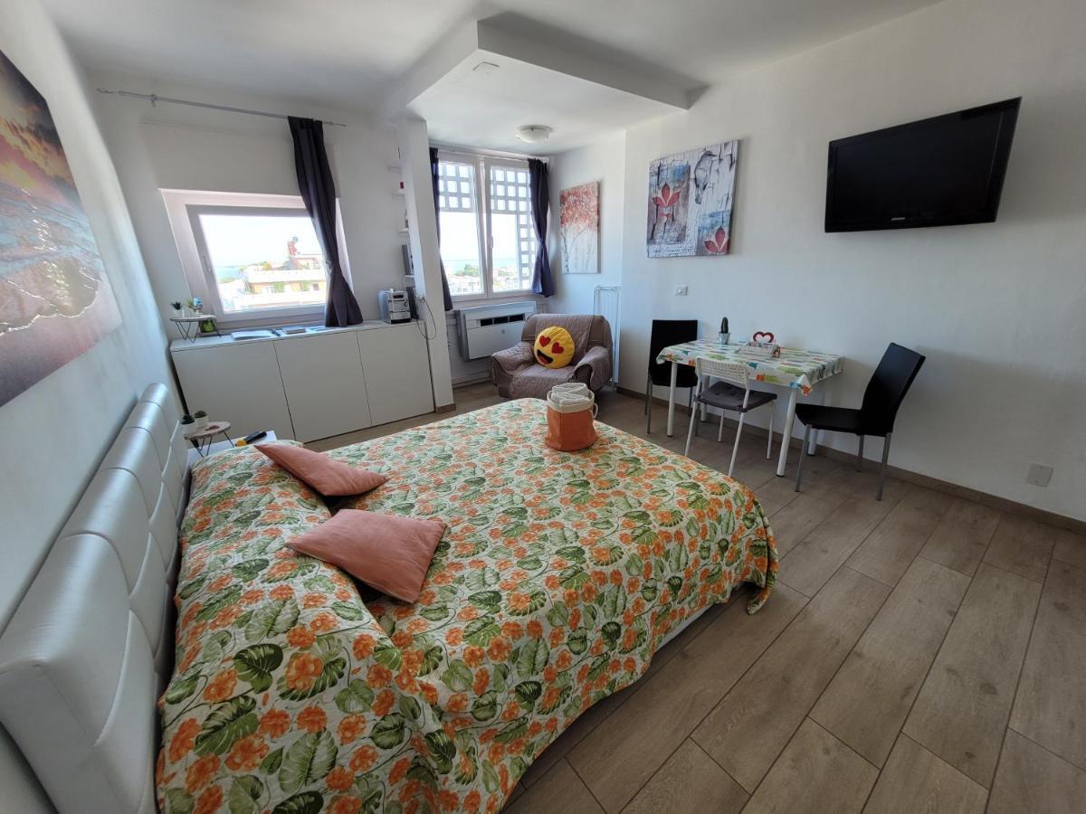 Rosato 3 Sea View Apartment Lignano Sabbiadoro Buitenkant foto