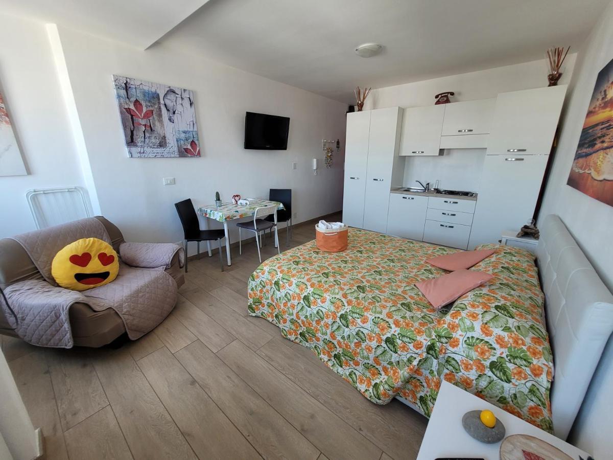 Rosato 3 Sea View Apartment Lignano Sabbiadoro Buitenkant foto