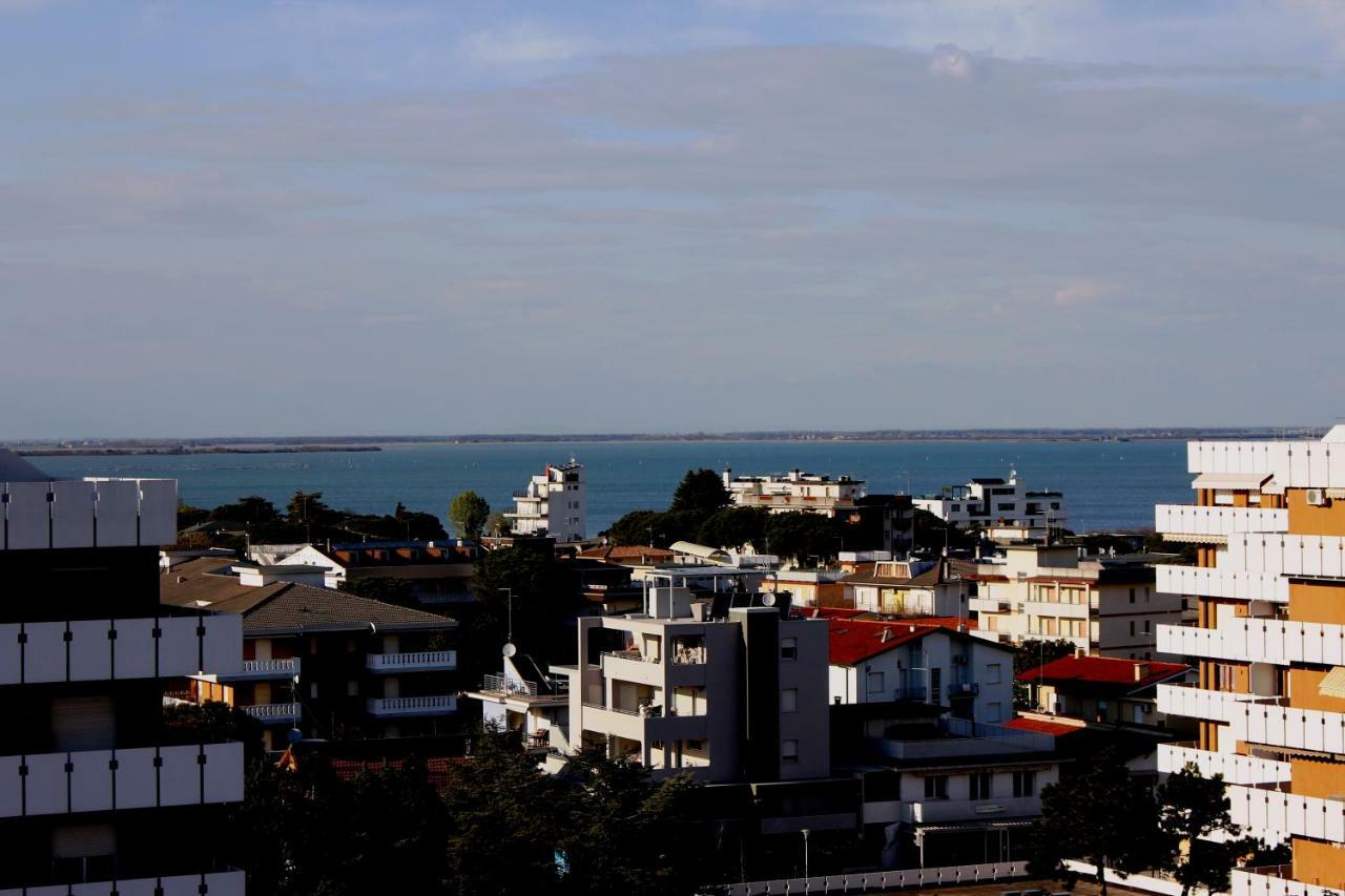 Rosato 3 Sea View Apartment Lignano Sabbiadoro Buitenkant foto