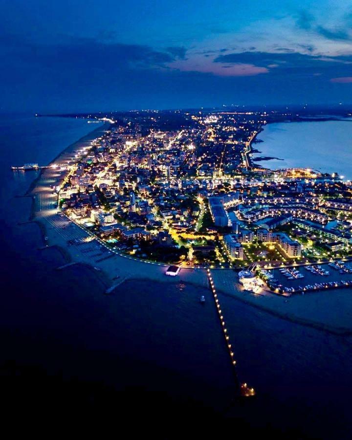Rosato 3 Sea View Apartment Lignano Sabbiadoro Buitenkant foto